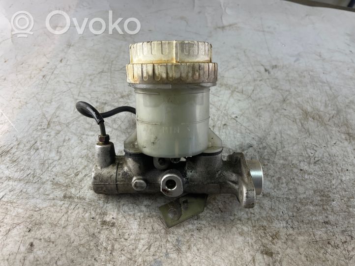 Mitsubishi Pajero Sport I Master brake cylinder 