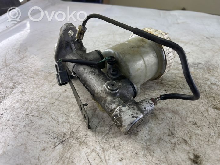 Mitsubishi Pajero Sport I Master brake cylinder 