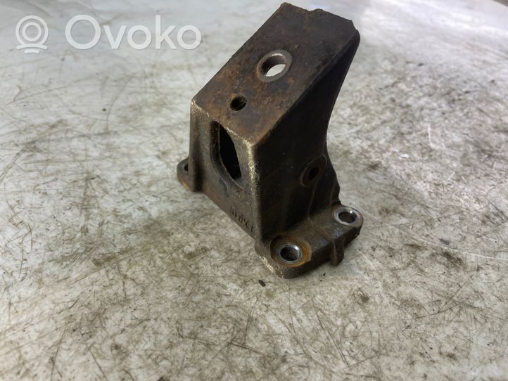 Toyota Land Cruiser (HDJ90) Łapa / Mocowanie silnika 1231567030