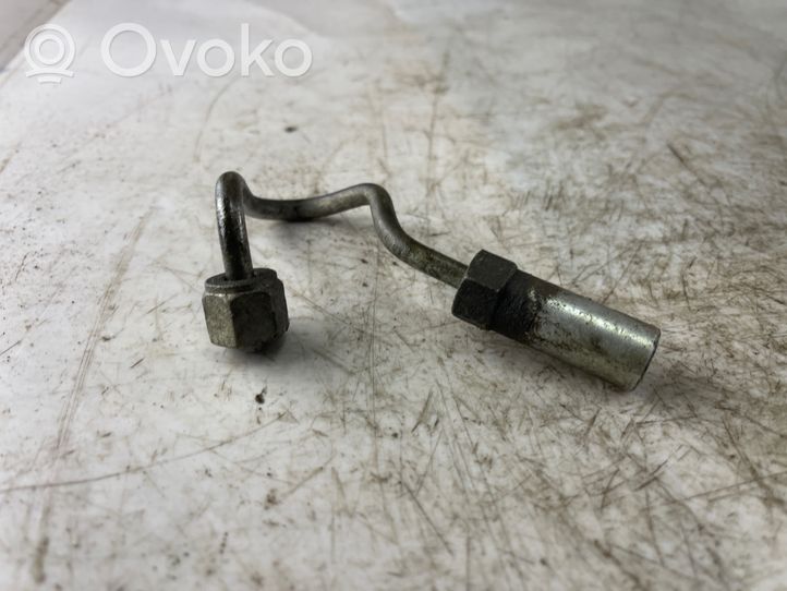 Nissan Navara D40 Fuel injector supply line/pipe 