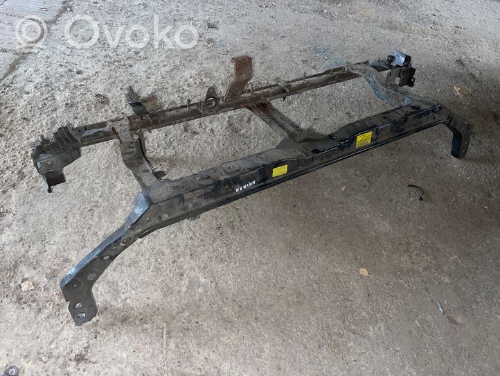 Nissan Navara D40 Pannello di supporto del radiatore 