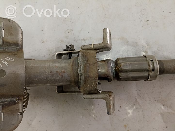 Mitsubishi Grandis Ohjauspyörän akseli 030426