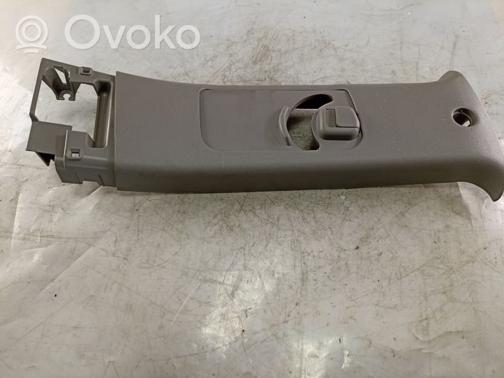 Mitsubishi Grandis (B) pillar trim (top) MR576070