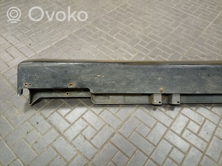 Mitsubishi Grandis Sottoporta MN145461