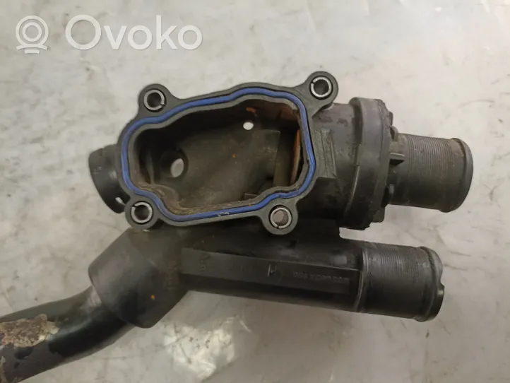 Peugeot 4007 Thermostat/thermostat housing M03002A150