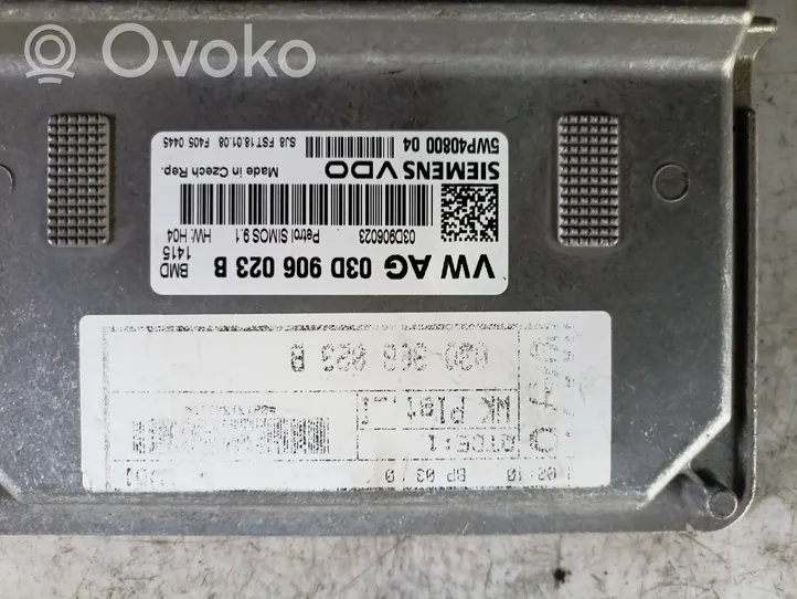 Volkswagen Fox Calculateur moteur ECU 03D906023B