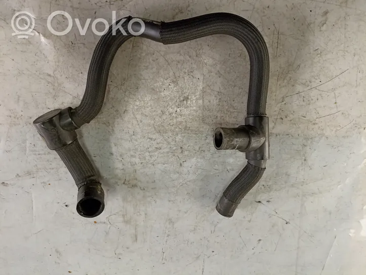 Suzuki Grand Vitara I Engine coolant pipe/hose 