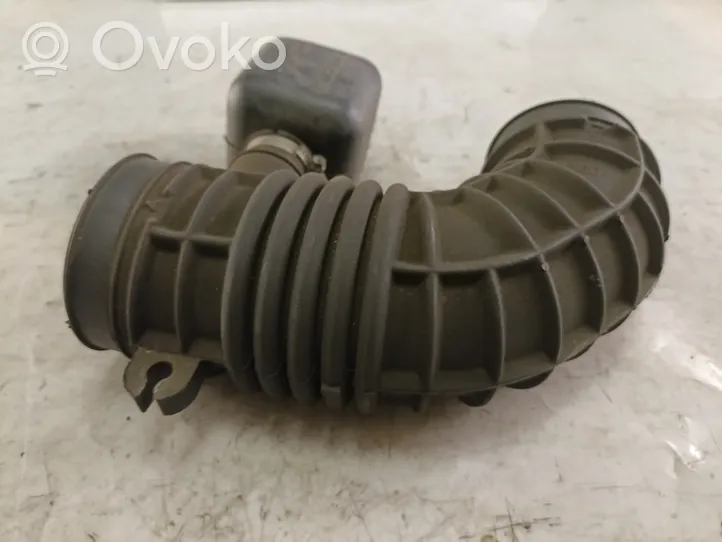 Suzuki Grand Vitara I Air intake hose/pipe 65DR02