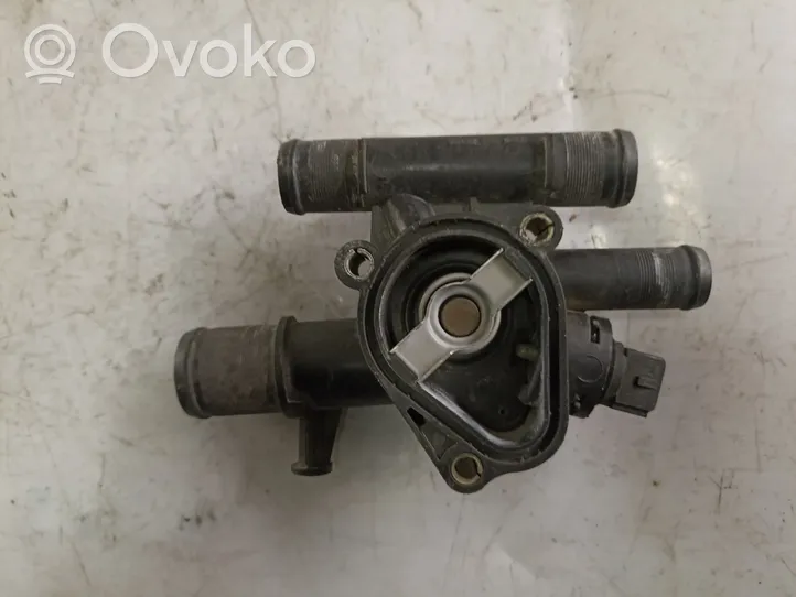 Suzuki Grand Vitara II Termostaatin kotelo 82001120340