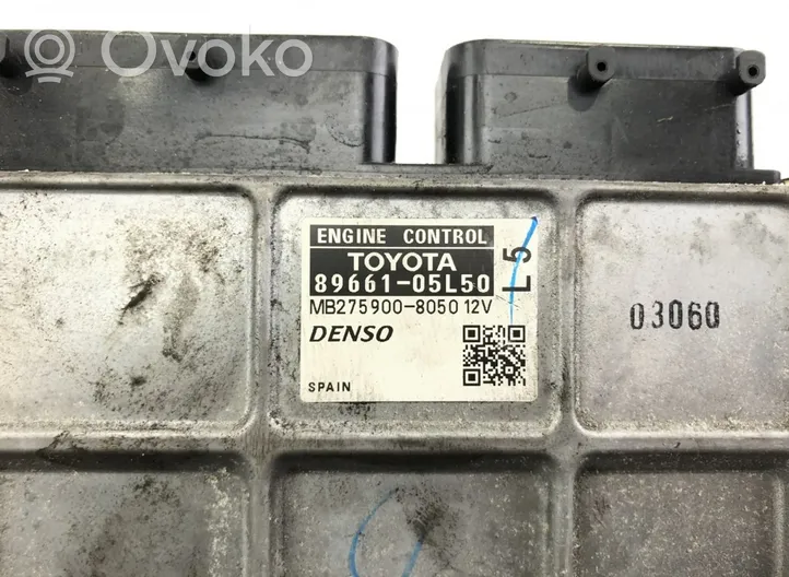 Toyota Avensis T270 Unidad de control/módulo del motor MB2759008050