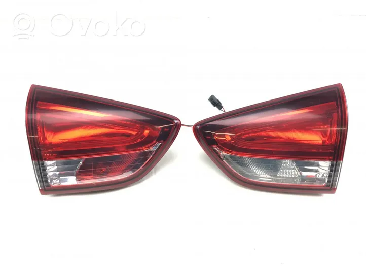 Renault Clio IV Lampy tylne / Komplet 265559118R