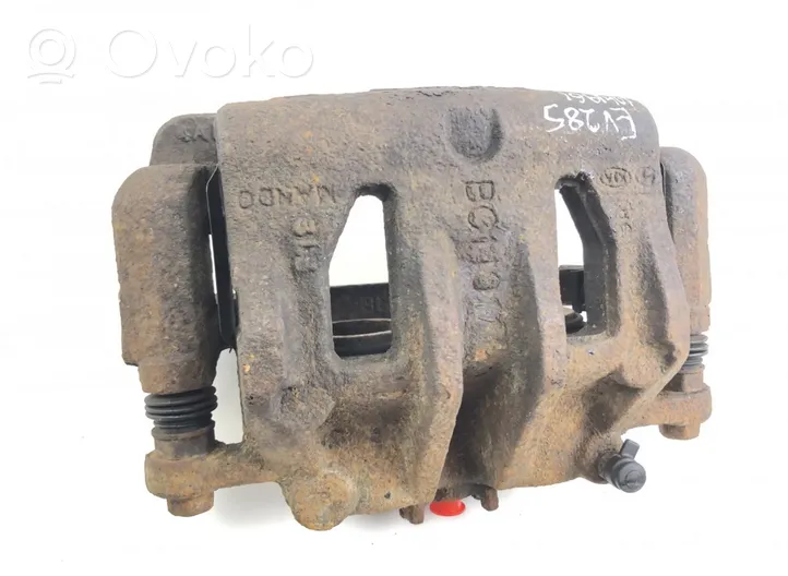 KIA Sorento Front brake caliper 581102W700