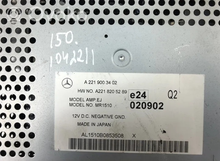 Mercedes-Benz S W221 Garso stiprintuvas A2219008004