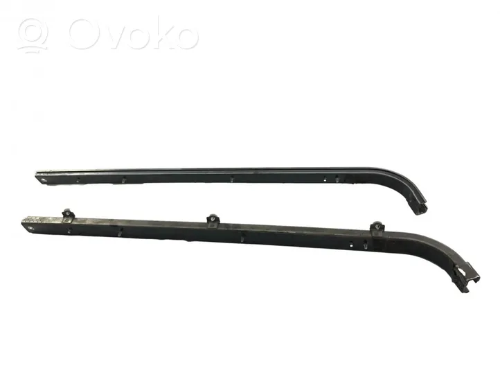 Mercedes-Benz Vito Viano W447 Rail supérieur de porte coulissante A4477660237