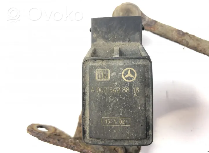 Mercedes-Benz SL R230 Sensor de altura delantera de la suspensión neumática A0025428818