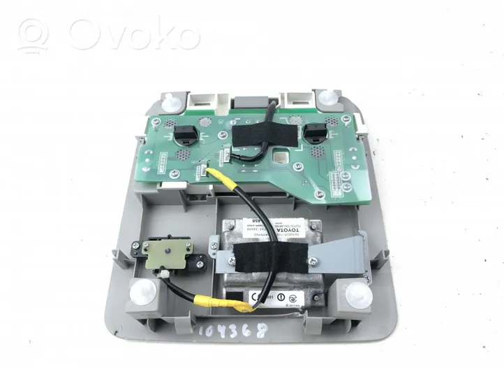 Toyota Avensis T270 Illuminazione sedili anteriori 8126020341