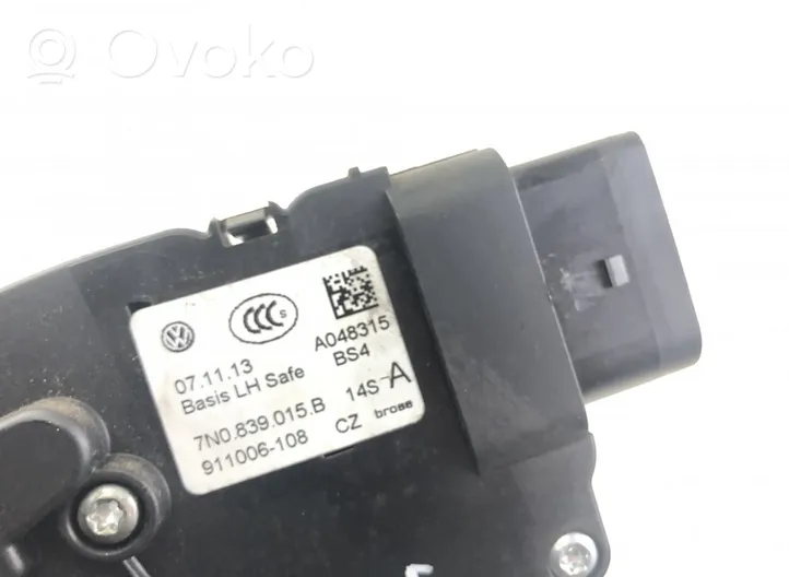 Volkswagen Sharan Sliding door lock 7N0839015K