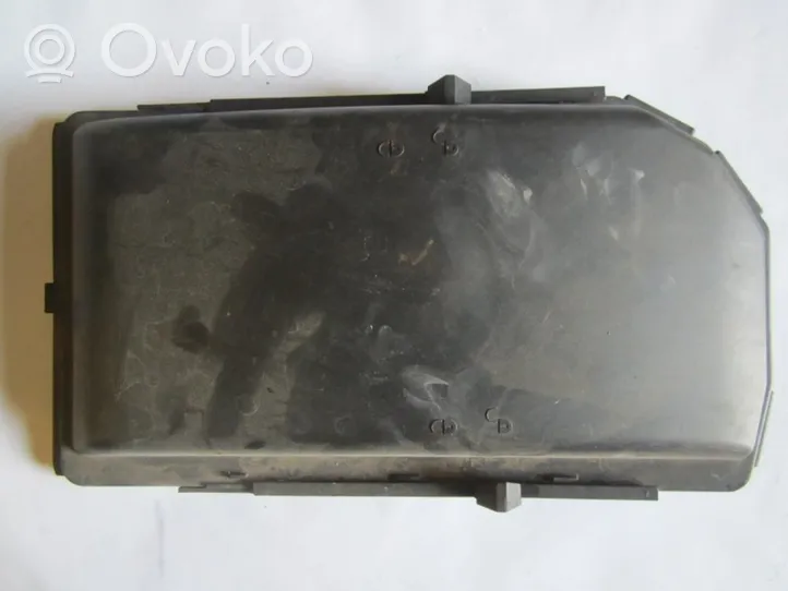 Mercedes-Benz S W220 Fuse box cover 08512055