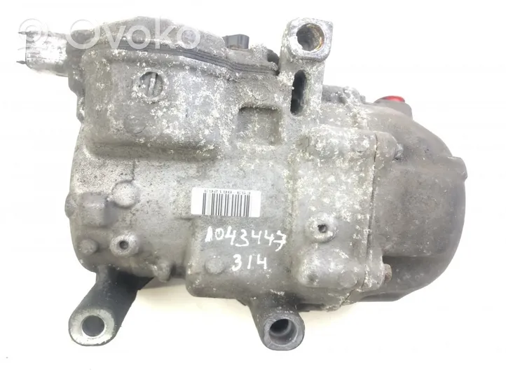 Toyota Auris E180 Ilmastointilaitteen kompressorin pumppu (A/C) 0422001031