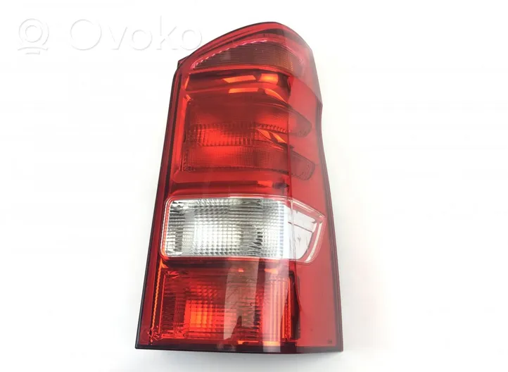 Mercedes-Benz Vito Viano W447 Luci posteriori A4478200164