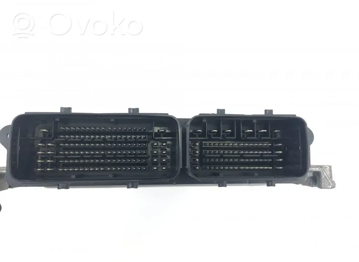 Citroen C4 SpaceTourer Sterownik / Moduł ECU 0281035365