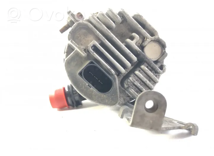 Mercedes-Benz C W205 Pompa dell’acqua A0005002586