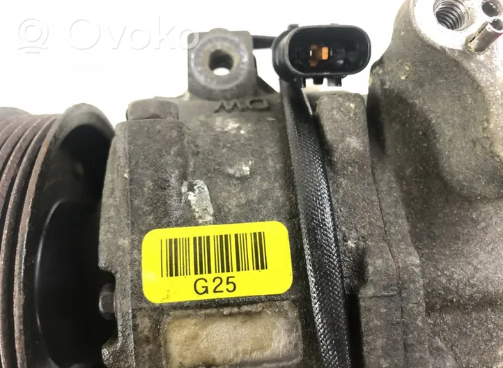 KIA Sorento Air conditioning (A/C) compressor (pump) 977012P250