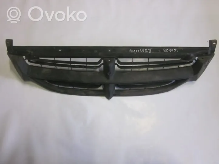 Chrysler Grand Voyager III Front grill 