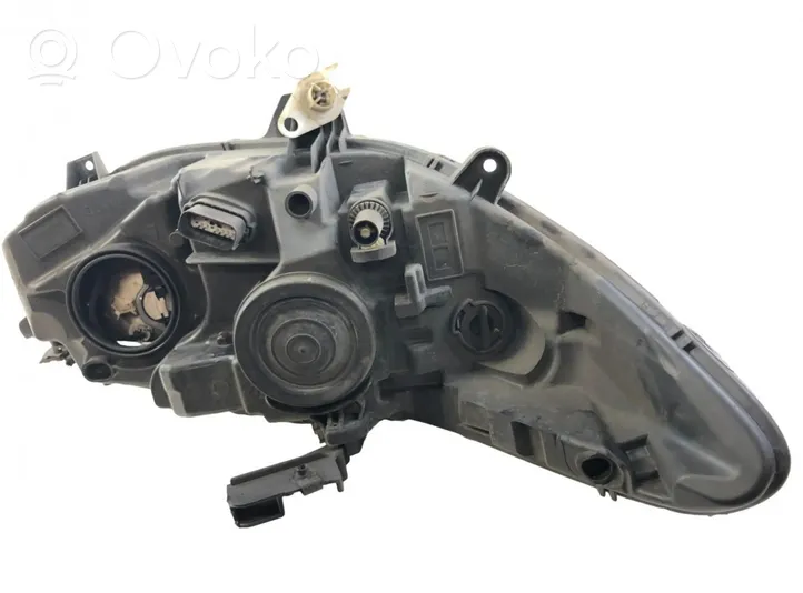 Ford Mondeo MK V Lampa przednia 2284929