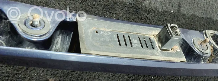 Opel Astra G Éclairage de plaque d'immatriculation 90559239