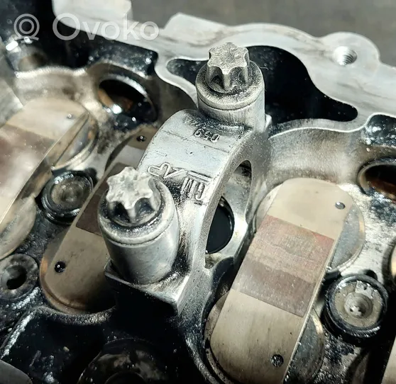 Opel Astra G Engine head 