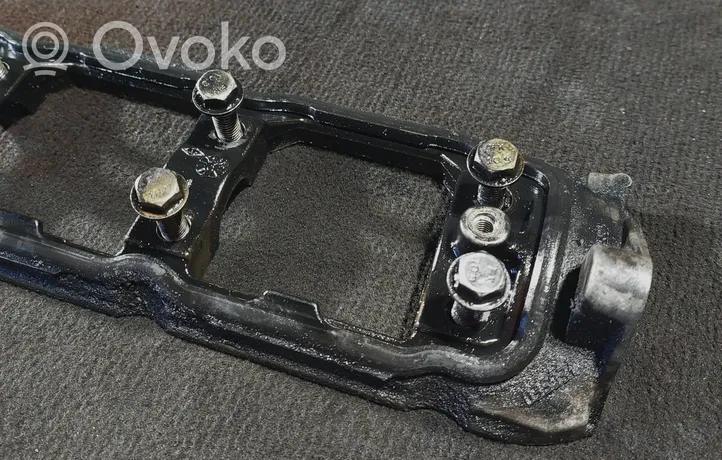 Renault Espace IV Camshaft holder bracket 