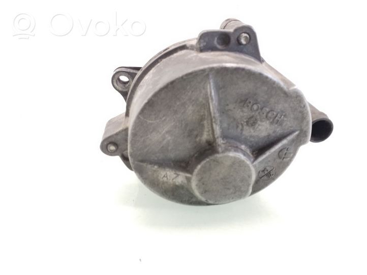 Nissan Primera Vacuum pump D163354368