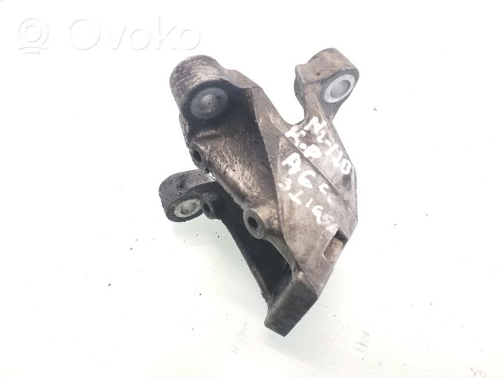 Audi A6 S6 C6 4F Engine mounting bracket 4F0199307L