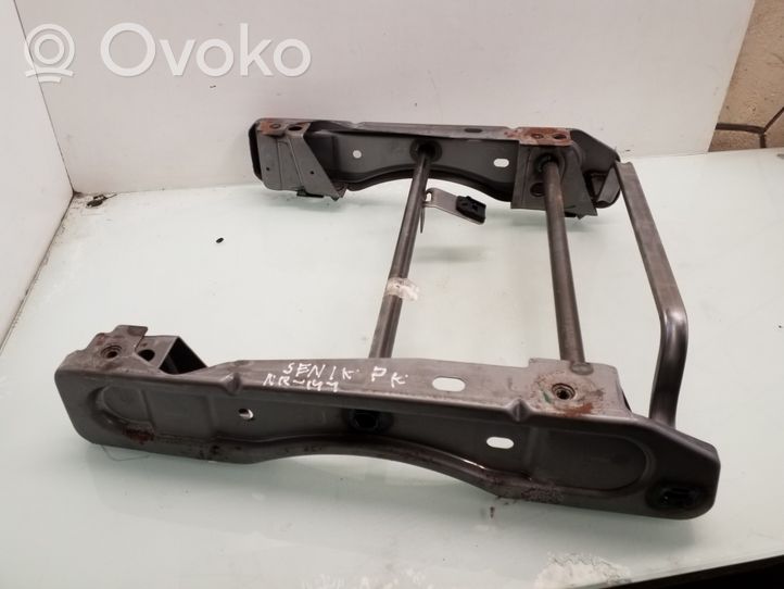 Renault Scenic II -  Grand scenic II Driver seat console base 