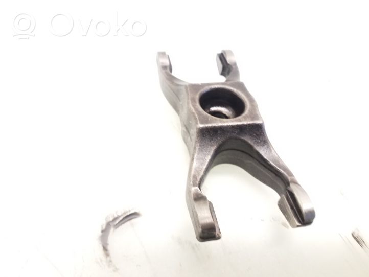 Opel Signum Fuel Injector clamp holder 