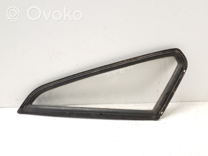 Audi 80 90 B2 Finestrino/vetro triangolo anteriore 43R001010