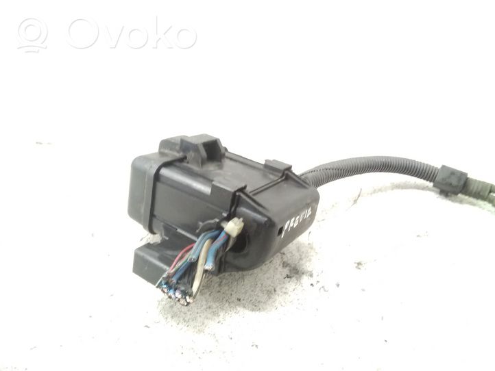 Toyota Previa (XR30, XR40) II Fuse module 