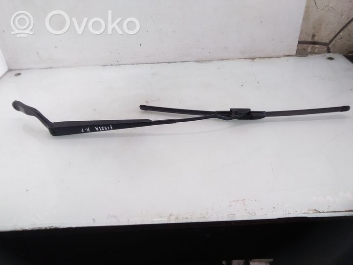 Ford Fiesta Windshield/front glass wiper blade 2S6117526