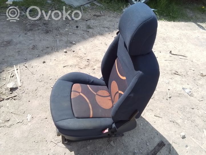 Peugeot 1007 Asiento delantero del pasajero 