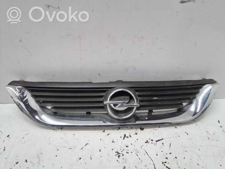 Opel Vectra B Etupuskurin ylempi jäähdytinsäleikkö 90505722