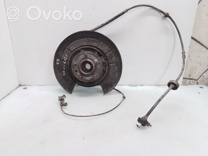 Land Rover Discovery 3 - LR3 Rear wheel hub spindle/knuckle 