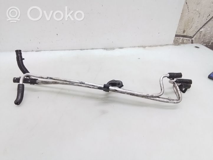 Volkswagen Touran I Fuel line/pipe/hose 