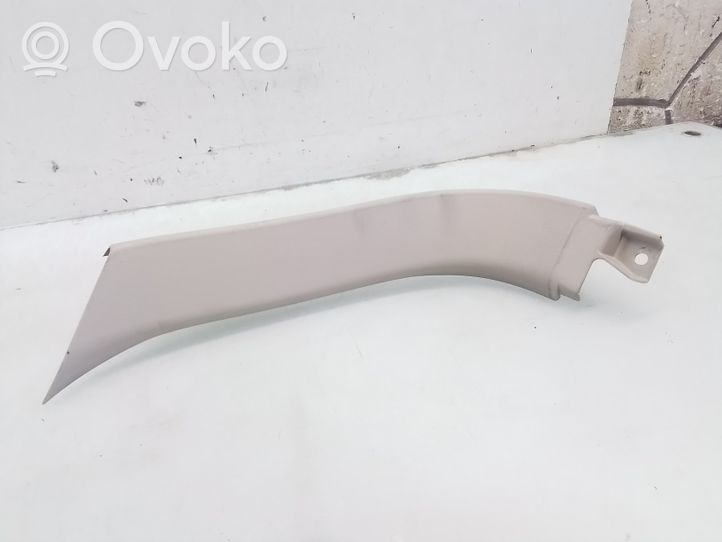 Toyota Avensis T250 Rivestimento laterale del portellone posteriore/bagagliaio 6793705020