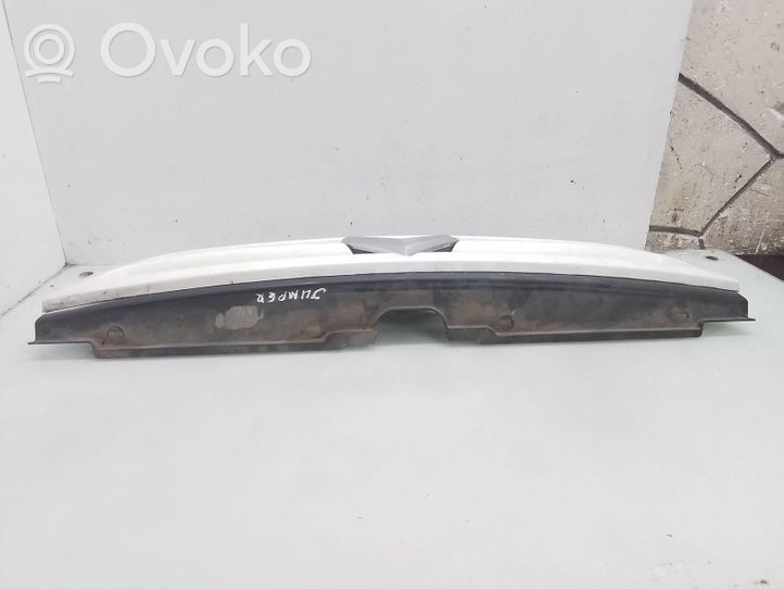 Citroen Jumper Front bumper upper radiator grill 1304699070