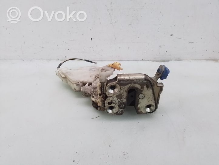 Nissan Terrano Front door lock 