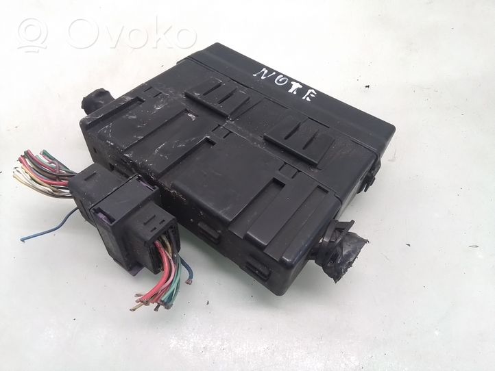 Nissan Note (E11) Module de fusibles 