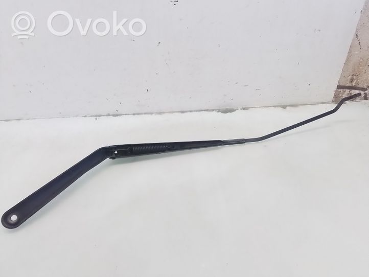 Ford Fusion Front wiper blade arm 