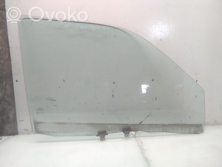 Opel Frontera B Front door window glass four-door 