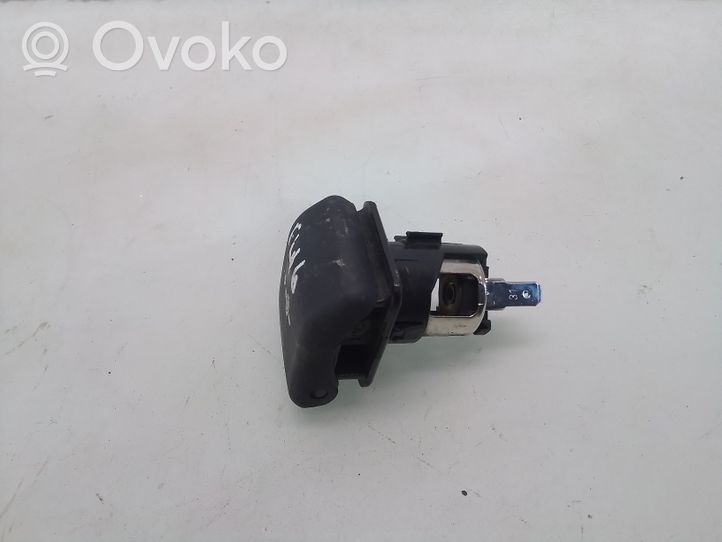 BMW 3 E46 12 V Socket (rear) 